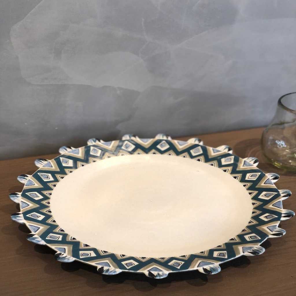 Baja Plato con plumas Azules