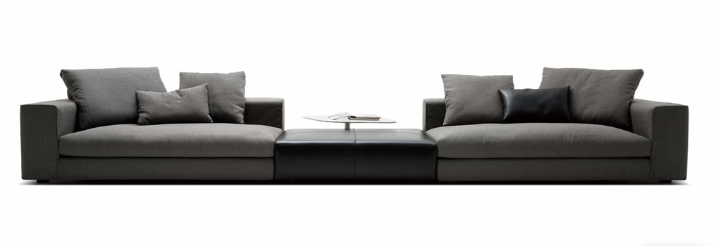 Sillón de 2 módulos con Ottoman Intermedio