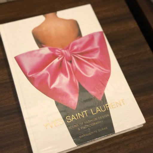 [L0043] Libro Yves Saint Laurent