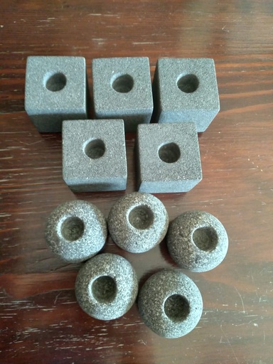 [D0084] Candeleros de piedra Volcánica cuadrados